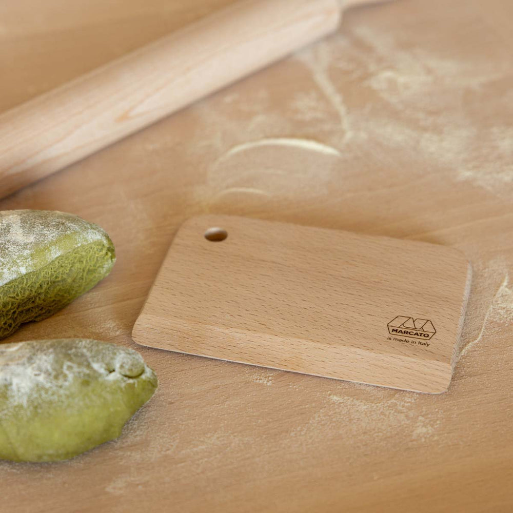 Marcato Classic Tarocco - Wooden Dough Scraper and Cutter
